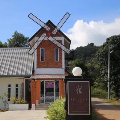Belukar Lodges Private Homestay Fauna Flora Eco周辺のホテル