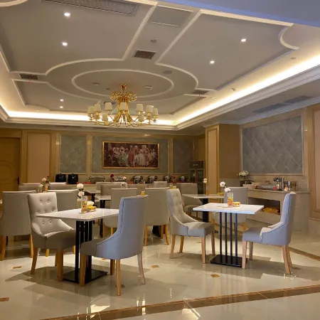 Vienna Hotel (Yangzhou Gaoyou Dongfang Yujing store)