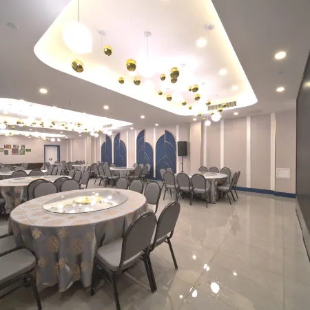 Wanhua Hotel (Piazza del Popolo Hotel)