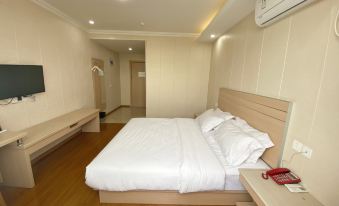 Light Stay Heng 8 Automobile Hotel