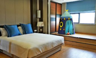 Yuexiang Holiday Hotel