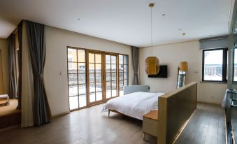 Jingya Xiaoshu Hotel