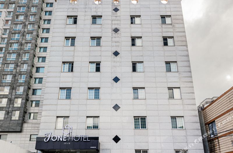 Jone Hotel Jeju Updated 22 Room Price Reviews Deals Trip Com