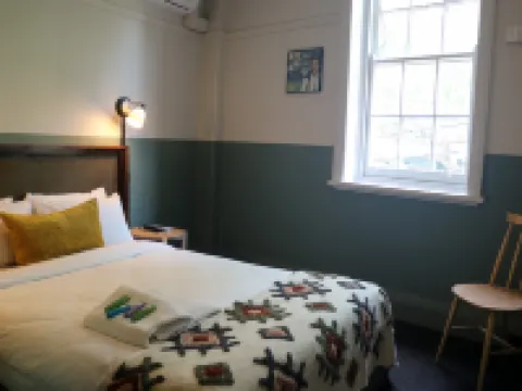 Darlo Bar Darlinghurst Hotels in Sydney