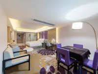 Lavande Hotels (Hengyang Nanyue Hengshan Scenic Area Temple Branch) - con vista montagne