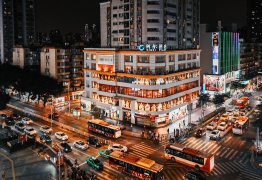 콜 호텔 객실 내부