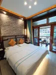 Fenghuang Jingqi Riverside Chinese Inn (Fenghuang Ancient Town) - Inns