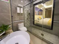 He Li Hotel