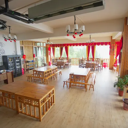 Xupu Star Cloud House Homestay