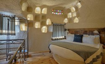 Artemis Cave Suites & Spa- Adults Only