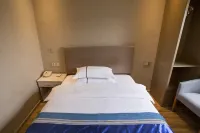 Huating Business Hotel