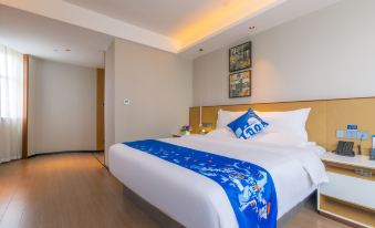 Yeste Hotel (Guigang Pingnan central plaza walkway branch) - Housity