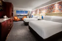 Luxor Hotel & Casino Hotel in zona University of Nevada Cooperative Extension