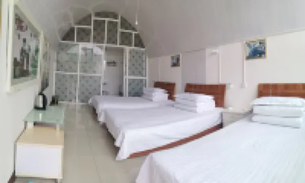 Ganquan Lianjie Cave Homestay
