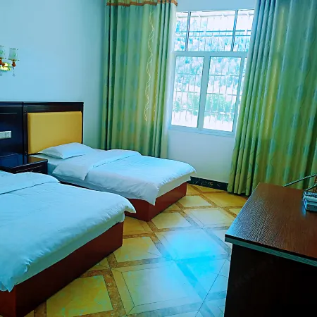 Yanling Yuelai Inn