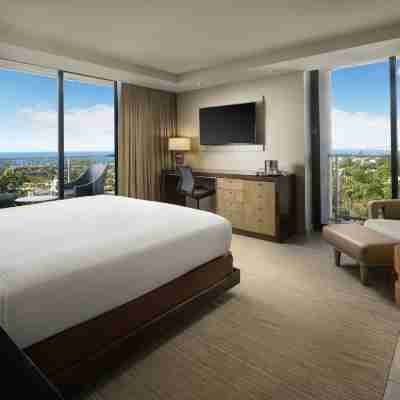 Hotel La Jolla, Curio Collection by Hilton Rooms