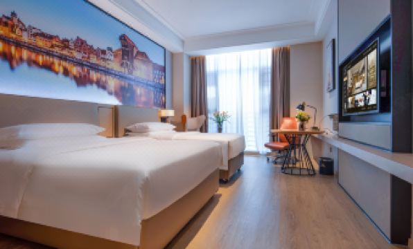 Vienna International Hotel (Fuqing Qingchang Wanda Plaza)