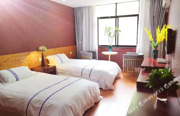 舍築民宿（石東線分店）