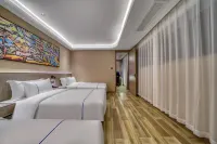 ReMAX Remai Electronics Competition Hotel (Ningbo Chenghuang Temple Tianyi Square) - Esports