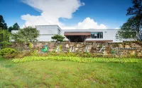 Xianfeng Pingbaying Forest Hotel