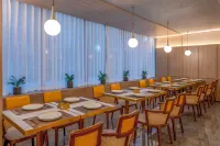 Orange Hotel (Changde High-Speed Railway Station Happy City)