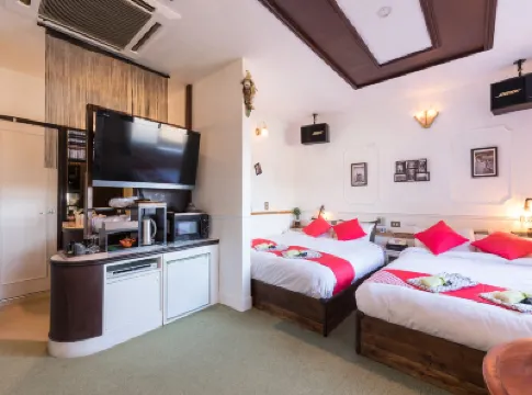 Tabist 虹笛吹御阪酒店 鄰近Fuefuki Wine的酒店