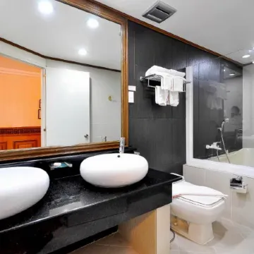 Red Coconut Beach Hotel Boracay