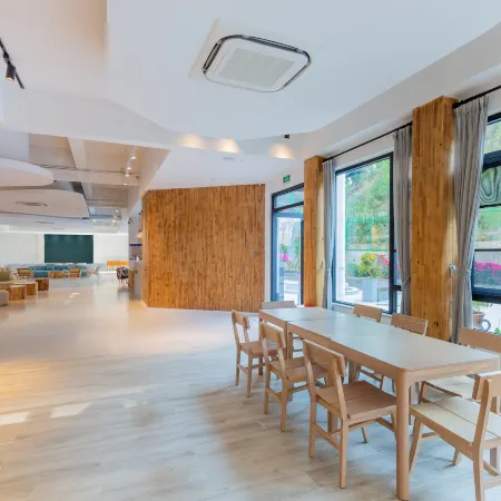 Yingnuo Yanbo Homestay (Zhaoqing Qixingyan Scenic Area)
