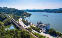 英德凝碧灣江景民宿 清遠市連樟村碧道-清幽竹林附近的飯店
