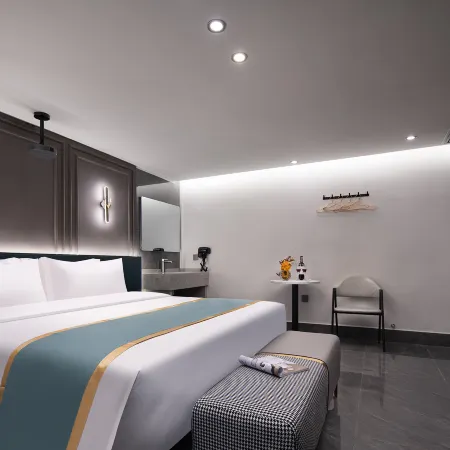 V Man Yun Shang Hotel (IFS Guojin Center Branch, Wuyi Square, Changsha)