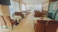 Elan Hotel Hohht Railway Station