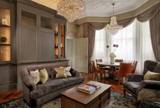 100 Queen’s Gate Hotel London, Curio Collection by Hilton
