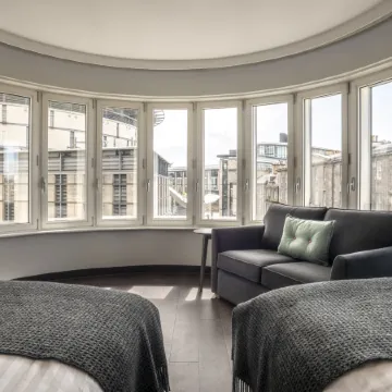 Point A Hotel Edinburgh Haymarket Отели рядом с достопримечательностью «Национальный музей Шотландии»