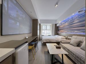 Zhujia intelligent seascape cinema apartment (Rizhao wanpingkou Dongyi Town store)