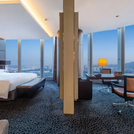 InterContinental Hotels NANJING by IHG