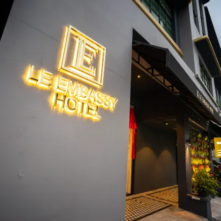 Le Embassy Hotel Georgetown Отели рядом с достопримечательностью «Прангин Мол»