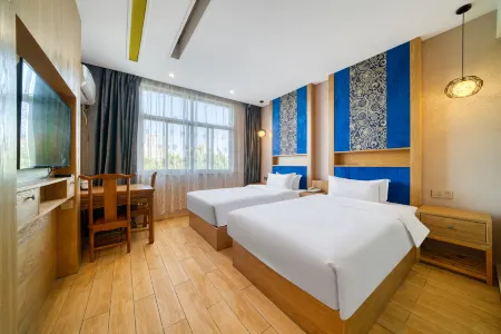 Yijia Boutique Hotel (Yuyao Mould City) Отели рядом с достопримечательностью «Longquan Mountain of Yuyao»