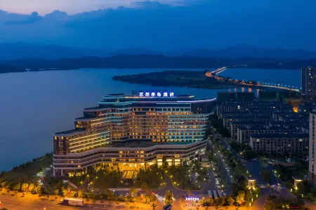 Yibang Peninsula Hotel