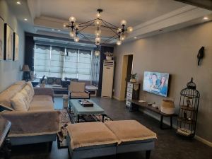 Chongqing Runmu Homestay