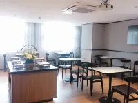 HanTing Hotel (Wuhan SKP Chu River and Han Street Metro Station) Hotels near Han Street