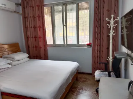 Tiantian Accommodation (Wuhan Business School) Отели рядом с достопримечательностью «Wuhan Business College»