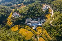 Chongyi No.8 Secret Land New Hakka Light Luxury Homestay Hotels in Chongyi