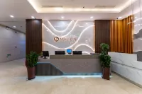 Yueqing Hotel (World Trade Plaza Quancheng Road) Hotels near Kuan Hou Li