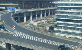 Chengji Cinema Apartment (Nanjing South Railway Station South Square)