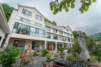 yunzaimanxi Guesthouse - مطابخ