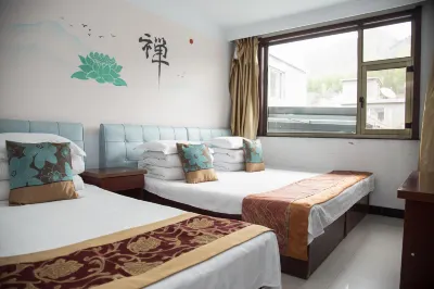 Wutaishan Zhongyi Pavilion Hotels in Wutaishan Scenic Area South Gate