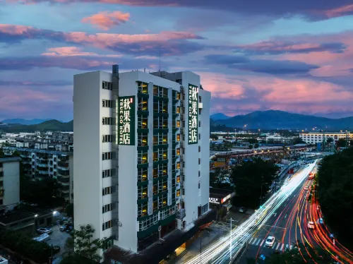 True Go Hotel - Mountain view