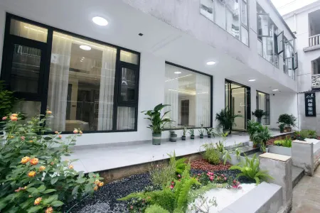 Xiandu Xianxin Yaju B&B Отели рядом с достопримечательностью «Dinghu Peak»