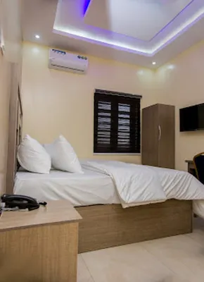 Mitos Luxury Suites (Bode Thomas) Hotel a Lagos