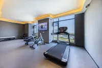 Jingzhou Station Wude Road Atour Hotel - 4-Star